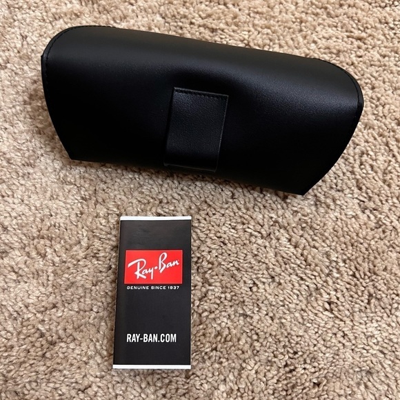 Ray Ban Sunglasses Case with Booklet - Picture 4 of 4